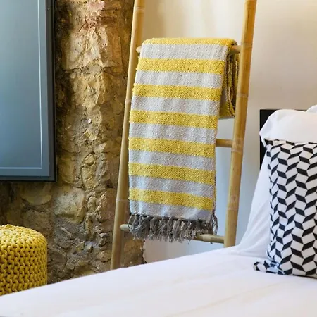 Apartament Original Photographers Studio In Alcantara *