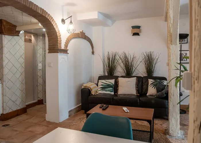 Original Photographers Studio In Alcantara Lissabon